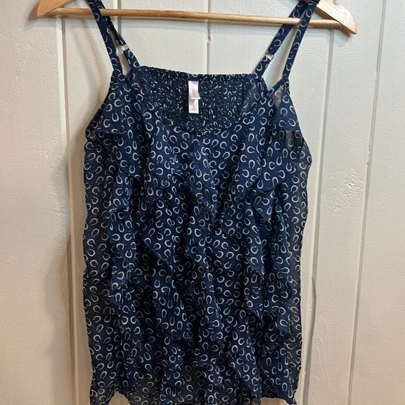 8 shirts mixed lot small and medium bundle - Picture 9 of 10